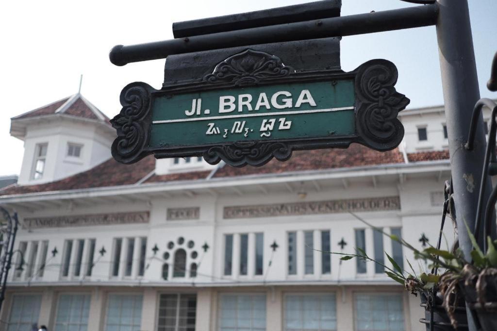 New Bali Indah Hotel Bandung Esterno foto
